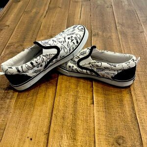 Boys black-and-white crazy eight sneakers size 3